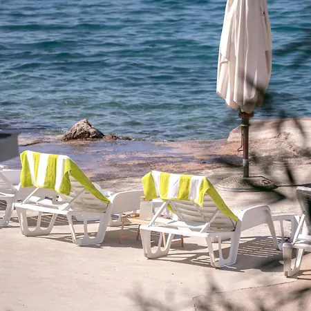 Secluded Sea View House - 10m From The Sea