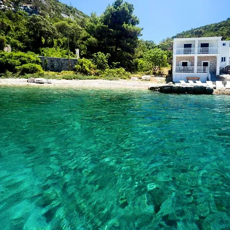 Secluded Sea View House - 10m From The Sea
